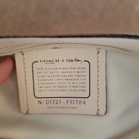 Coach × Keith Haring Love Husdon Saddle Crossbody - Picture 5 of 7